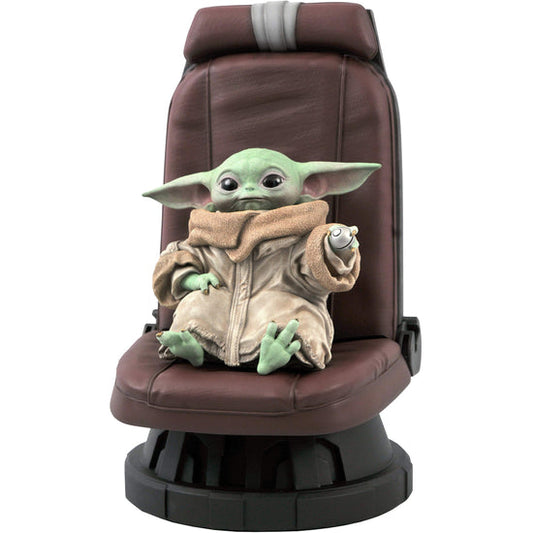 grogu en la silla star wars madalorian