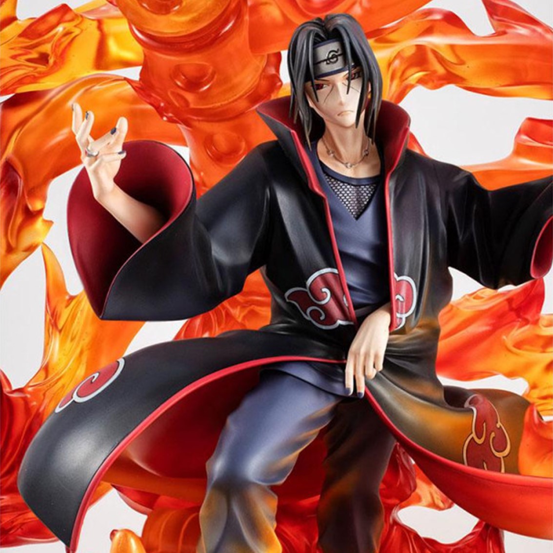 FIGURA UCHIHA ITACHI MEGAHOUSE NARUTO SHIPPUDEN G.E.M - Otakuya