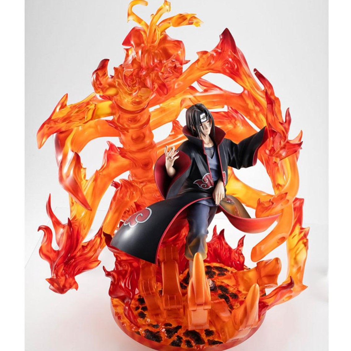 FIGURA UCHIHA ITACHI MEGAHOUSE NARUTO SHIPPUDEN G.E.M - Otakuya