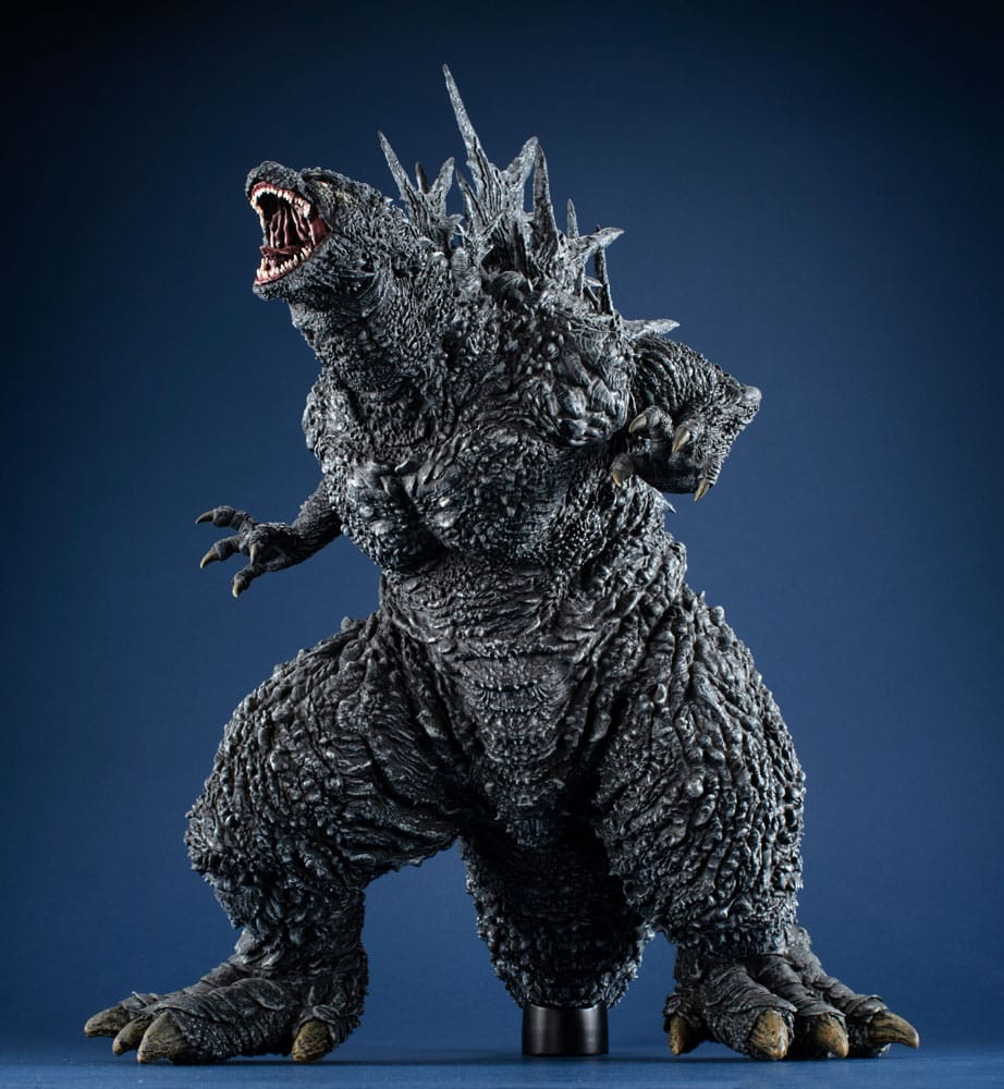 estatua godzilla megahouse