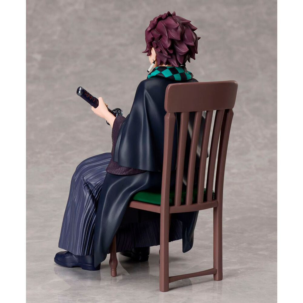 figura de tanjiro demon slayer