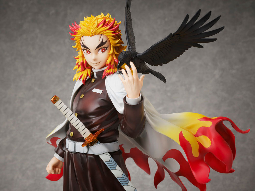 estatua de Kyojuro Rengoku Kimetsu no Yaiba de Aniplex